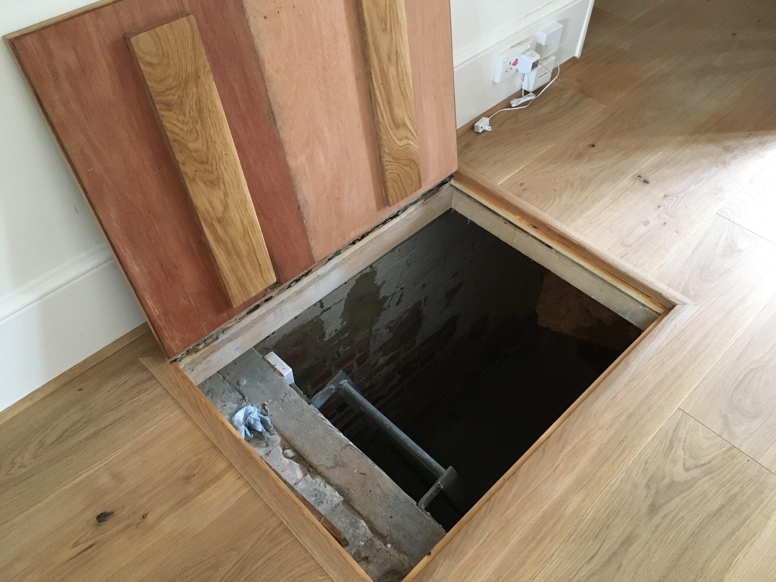 Classic Oak Rustic Plank Wood Floor Supplied & Fitted, Shaftesbury