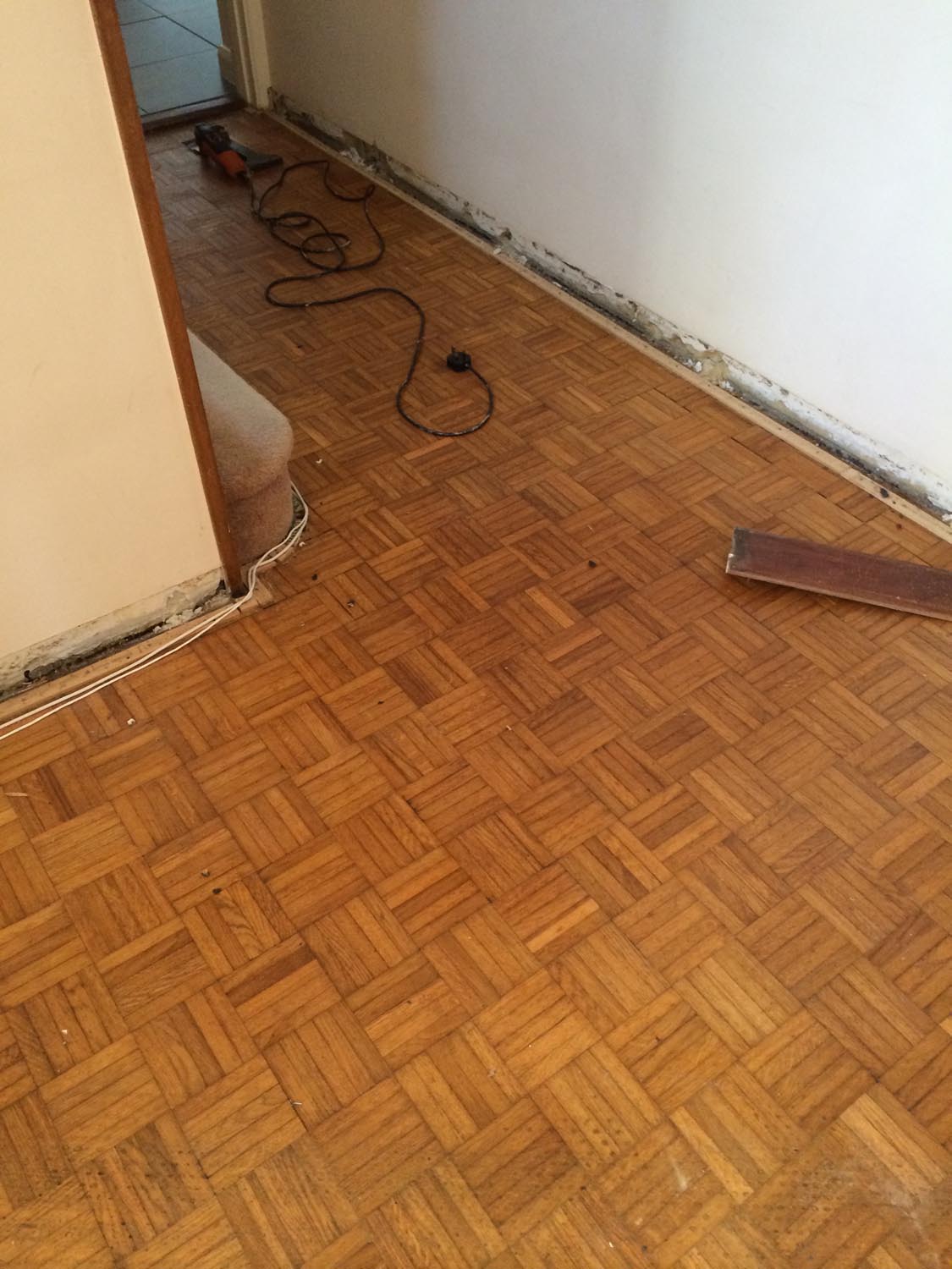 Oak parquet Mosaic sanding/repairs and refinishing - Wimborne
