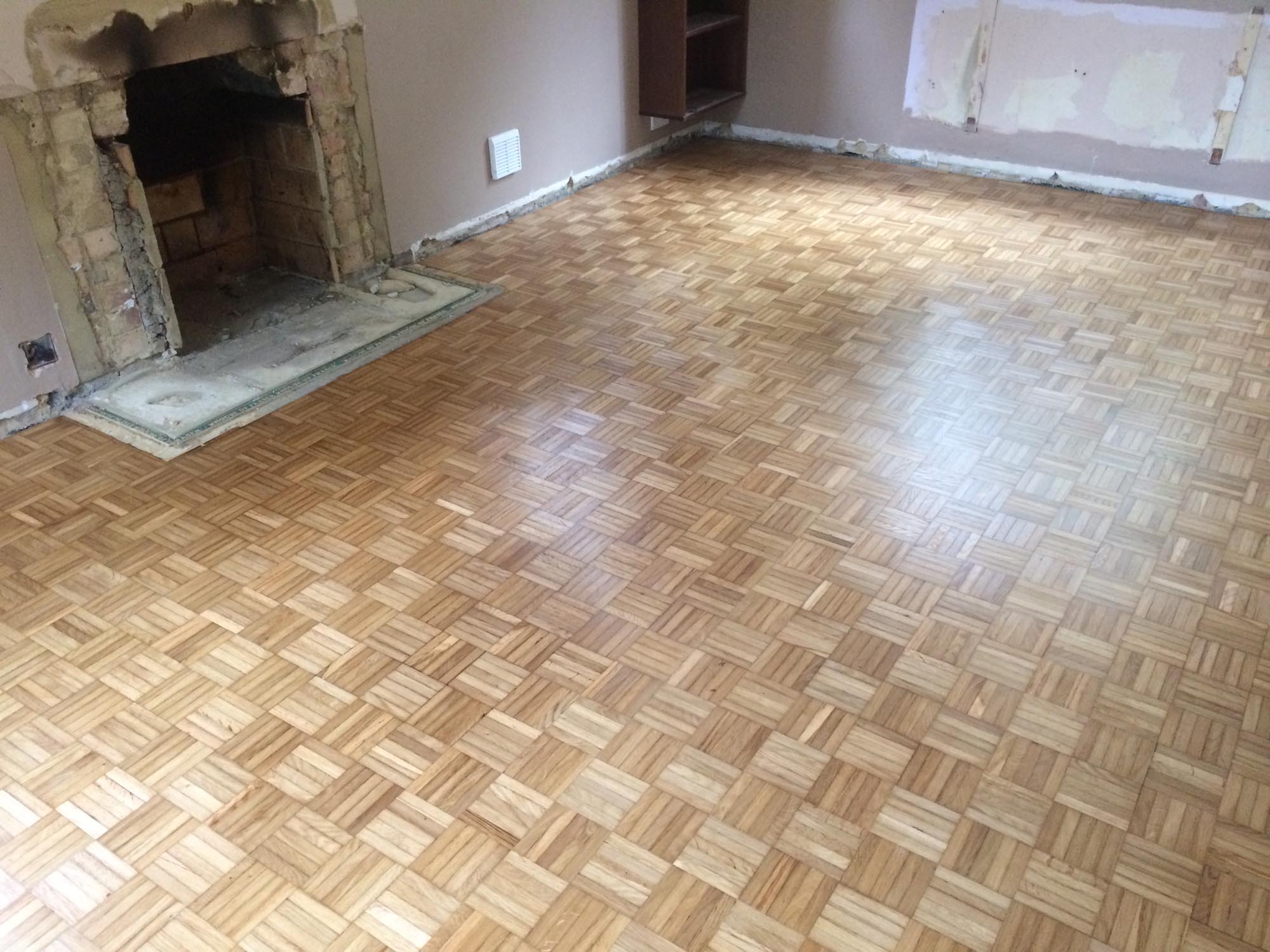 Oak parquet Mosaic sanding/repairs and refinishing - Wimborne