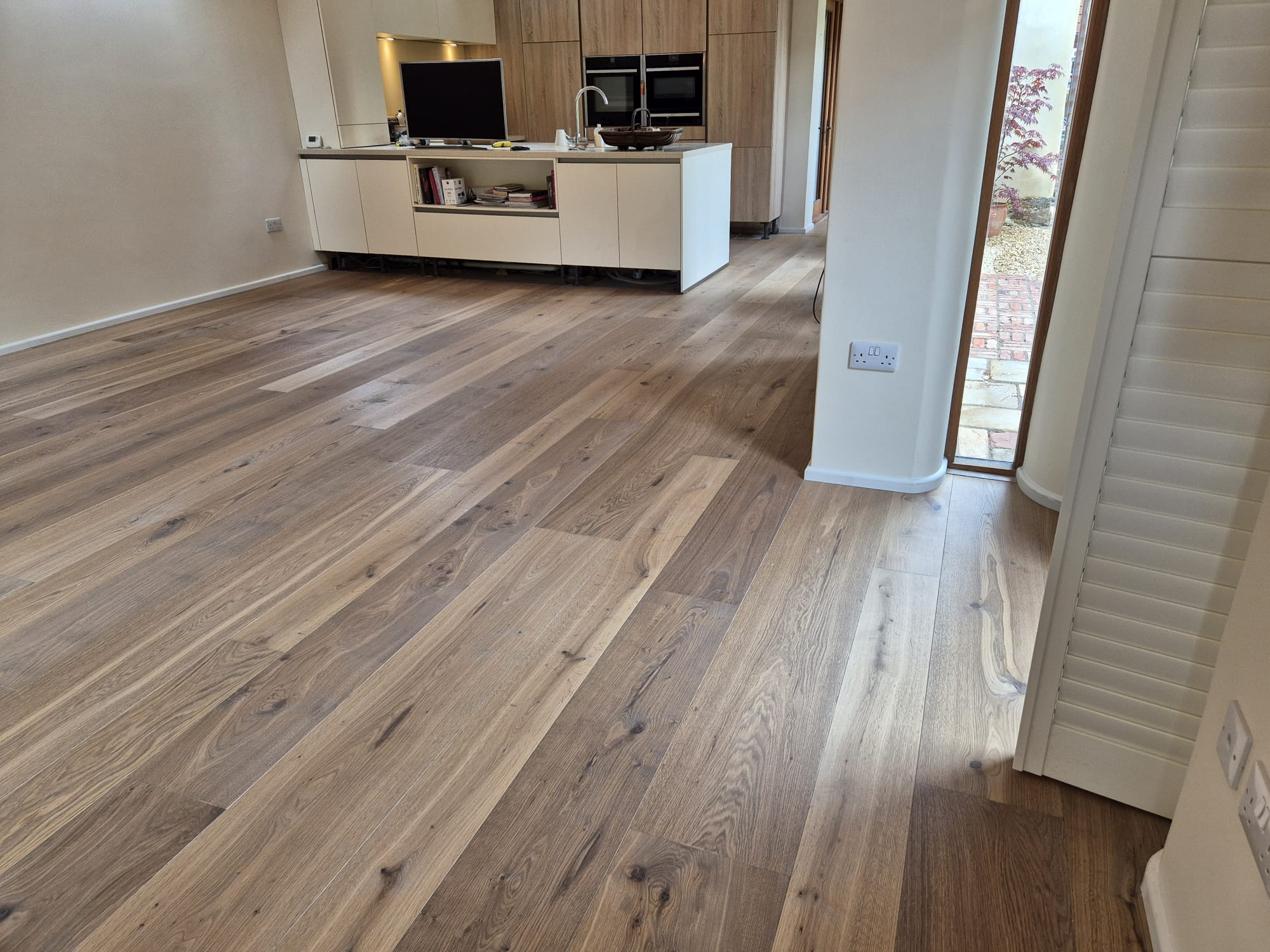 Supplied & Fitted Rustic Oak Plank Wood Flooring, Fordingbridge