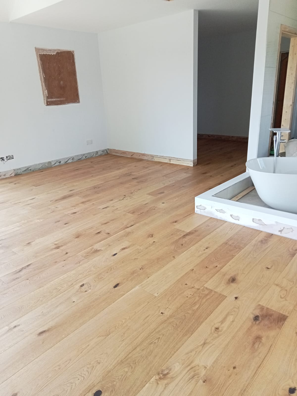 Rustic European Oak Plank Wood Flooring Supplied & Fitted, Andover