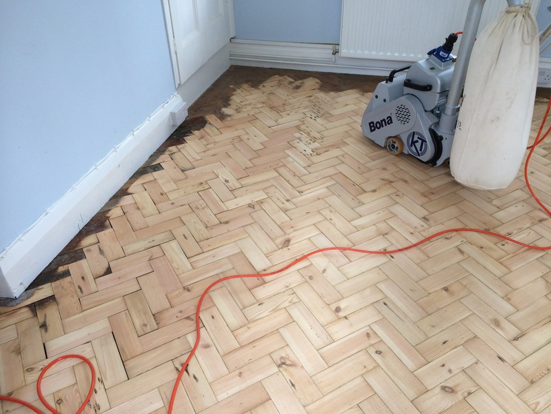 Herringbone pine parquet wood/timber flooring sanding. parquet repairs and refinishing Southampton