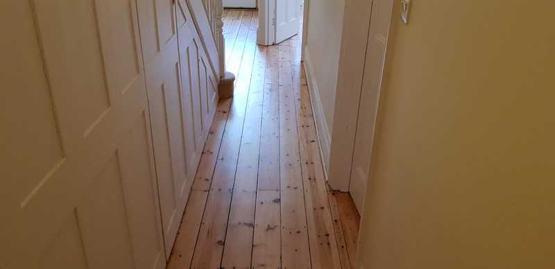 Sanding and sealing of stunning pine planks in southampton