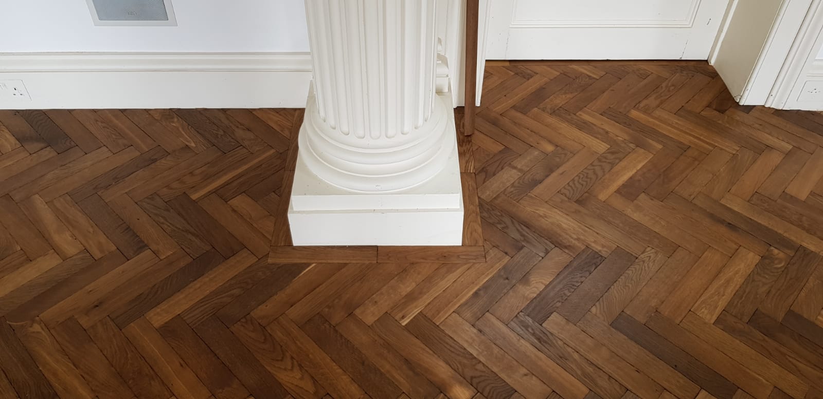 Smoked Herringbone Parquet Fitted, Reddish House, Broad Chalke, Salisbury